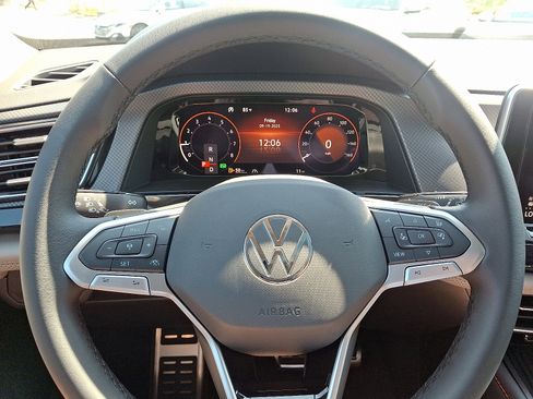 New 2026 Volkswagen Atlas Peak Edition AWD/4WD image 14
