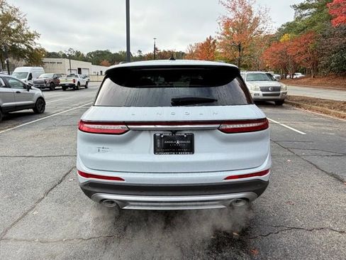 New 2026 Lincoln Corsair Premiere image 8