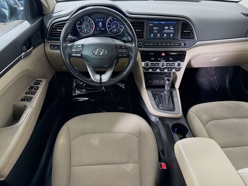 Used 2019 Hyundai Elantra Value Edition image 17