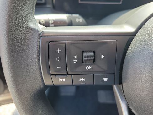 Certified 2025 Nissan Kicks S FWD image 16