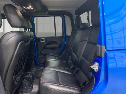 Used 2021 Jeep Gladiator Mojave image 10