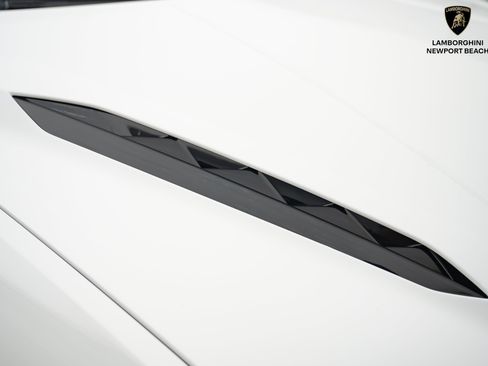 Used 2024 Lamborghini Urus S AWD/4WD image 34