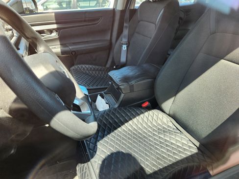 Used 2023 Honda CR-V LX image 6