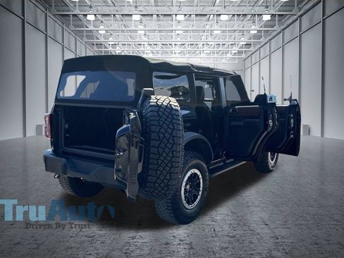 Used 2023 Ford Bronco Outer Banks w/ Sasquatch Package AWD/4WD image 17