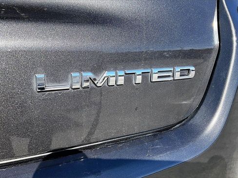 Used 2019 Jeep Compass Limited image 9