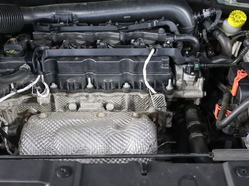 Used 2021 Jeep Renegade Latitude w/ Convenience Group FWD image 19