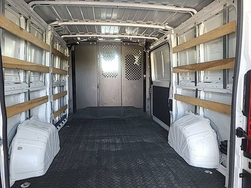 Used 2025 RAM ProMaster 2500 w/ U-Haul Equipment Group FWD image 11