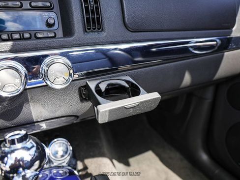 Used 2006 Chevrolet SSR w/ Preferred Equipment Group RWD image 60