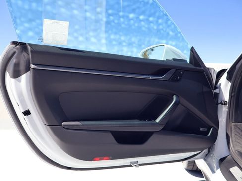 Certified 2025 Porsche 911 Carrera RWD image 15
