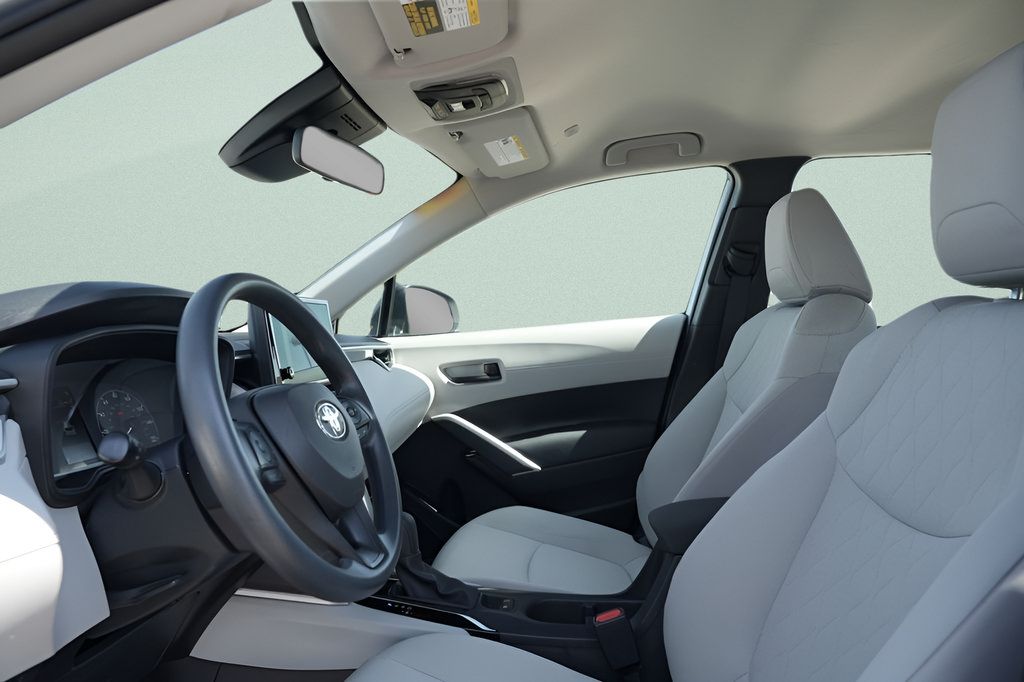 Used 2023 Toyota Corolla Cross L AWD/4WD image 22