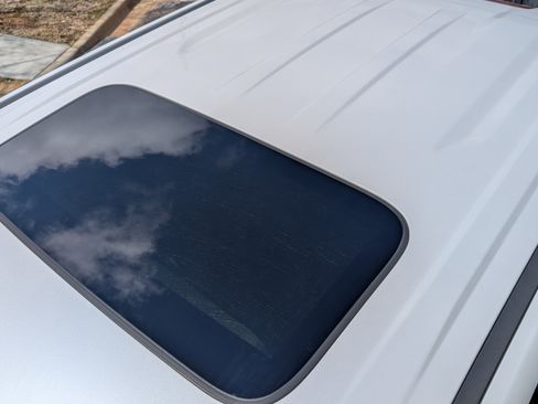 Used 2020 Chevrolet Silverado 1500 High Country w/ Technology Package image 14