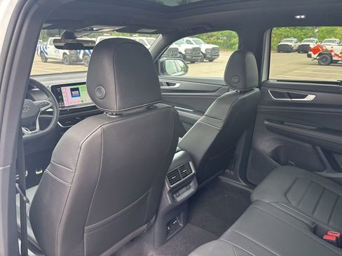 New 2026 Volkswagen Atlas Cross Sport SEL R-Line AWD/4WD image 18
