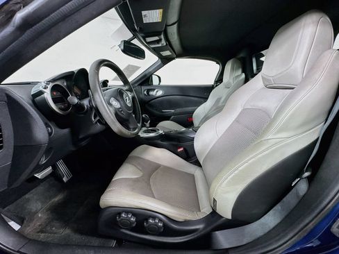 Used 2016 Nissan 370Z Touring Sport RWD image 23