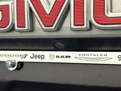 Used 2019 GMC Acadia SLE FWD image 34