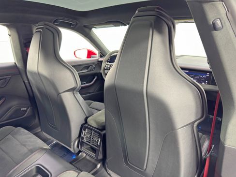 Used 2023 Porsche Taycan GTS image 36