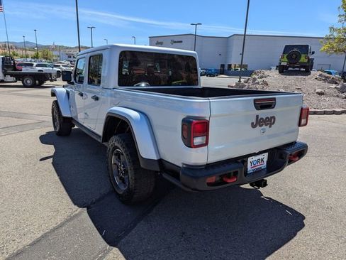 Certified 2023 Jeep Gladiator Rubicon w/ Cold Weather Group AWD/4WD image 4