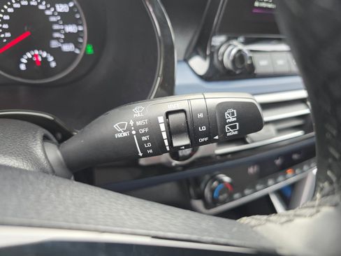 Used 2022 Kia Seltos S image 30