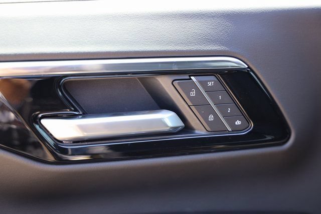 New 2025 Chevrolet Tahoe Premier w/ Sun And Tow Package RWD image 17