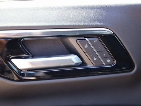 New 2025 Chevrolet Tahoe Premier w/ Sun And Tow Package RWD image 17