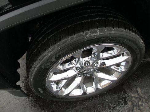 Used 2016 GMC Sierra 1500 Denali w/ Denali Ultimate Package image 11