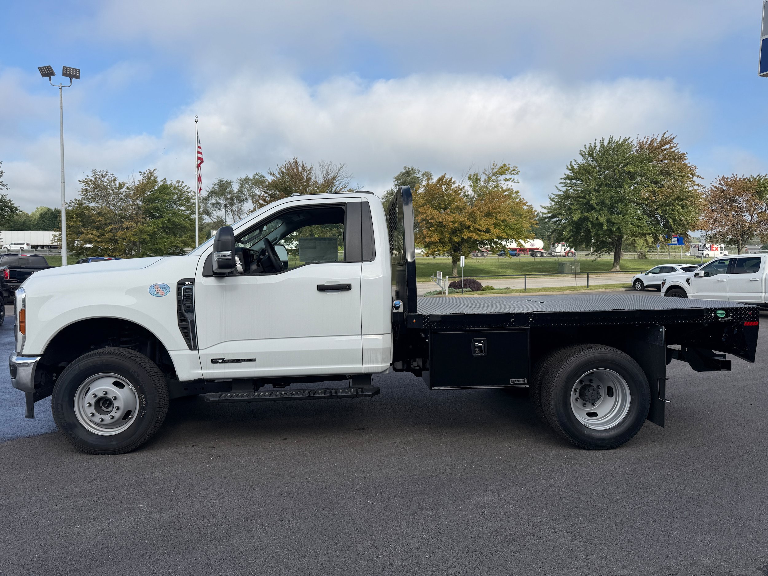 New 2025 Ford F350 XL w/ XL Chrome Package AWD/4WD image 5