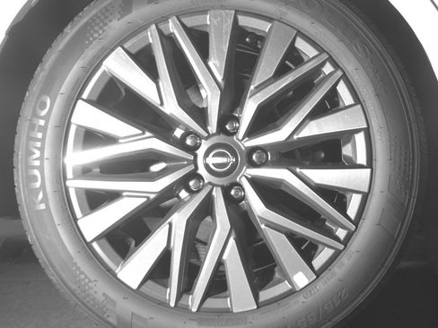 Used 2025 Nissan Altima 2.5 SV image 15