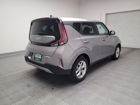 Used 2024 Kia Soul LX w/ Option Group 015 image 9
