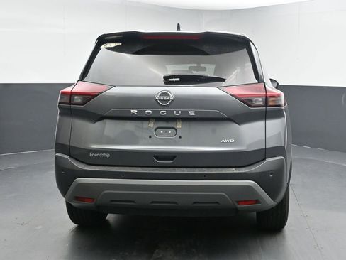 Used 2023 Nissan Rogue S image 8