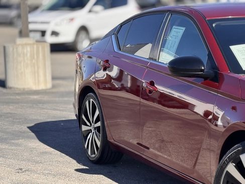 Used 2020 Nissan Altima 2.5 SR image 5