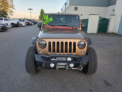 Used 2015 Jeep Wrangler Unlimited Sport w/ Quick Order Package 24S AWD/4WD image 3