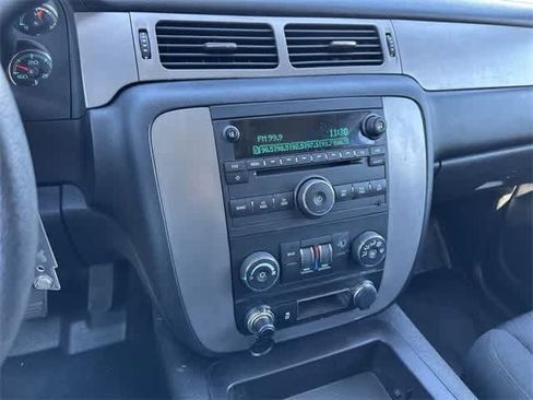 Used 2014 Chevrolet Tahoe 4WD image 22