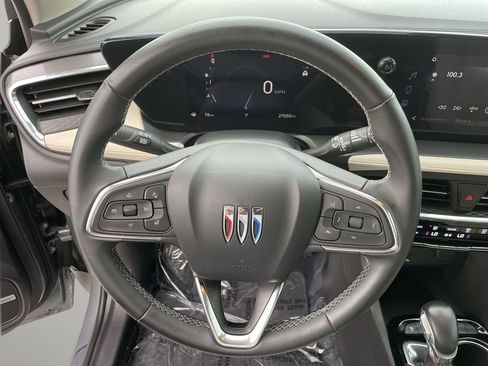 Used 2024 Buick Encore GX Avenir w/ Avenir Convenience Package AWD/4WD image 30