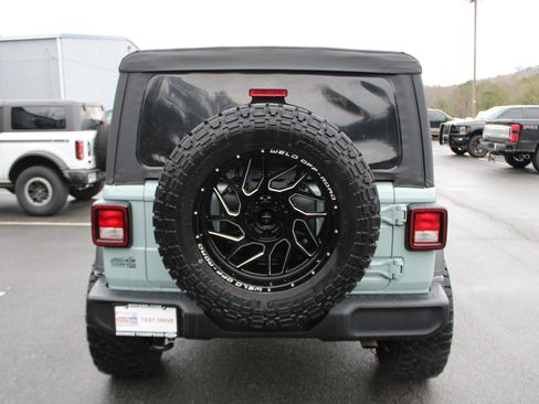 Used 2023 Jeep Wrangler Sport image 4