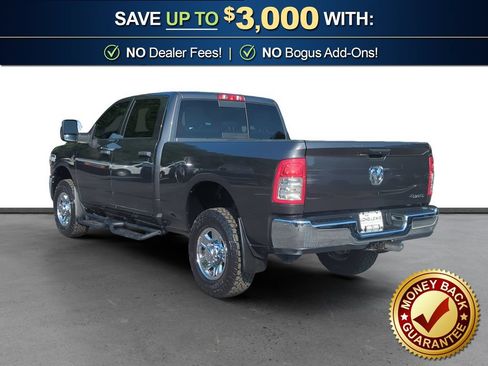 Used 2024 RAM 2500 Tradesman w/ Chrome Appearance Group AWD/4WD image 4