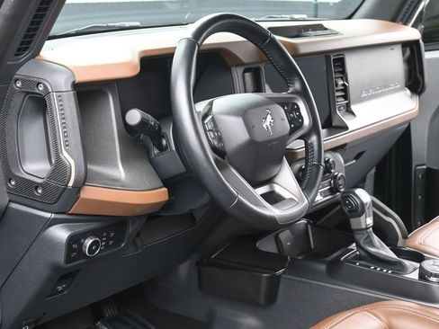 Used 2024 Ford Bronco Outer Banks image 8
