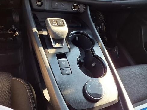 Used 2024 Nissan Rogue SV image 13