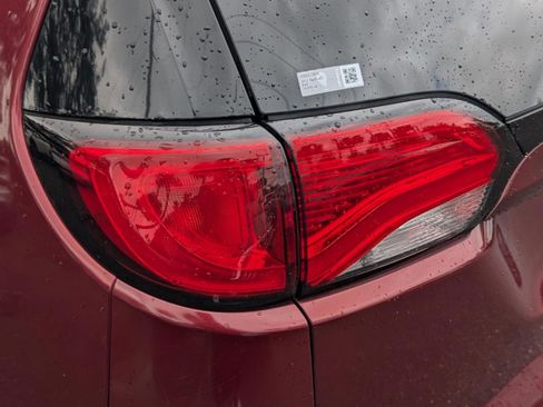 Used 2017 Chrysler Pacifica Touring-L image 20