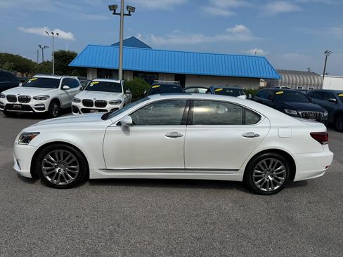 Used 2014 Lexus LS 460 L RWD image 3