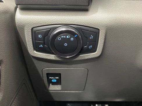 Used 2019 Ford F150 XLT image 25