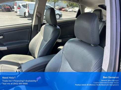 Used 2011 Toyota Prius Four FWD image 10