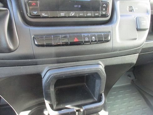 Used 2023 RAM ProMaster 2500 image 14