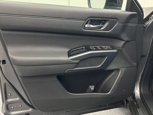 New 2026 Nissan Pathfinder SL AWD/4WD image 13