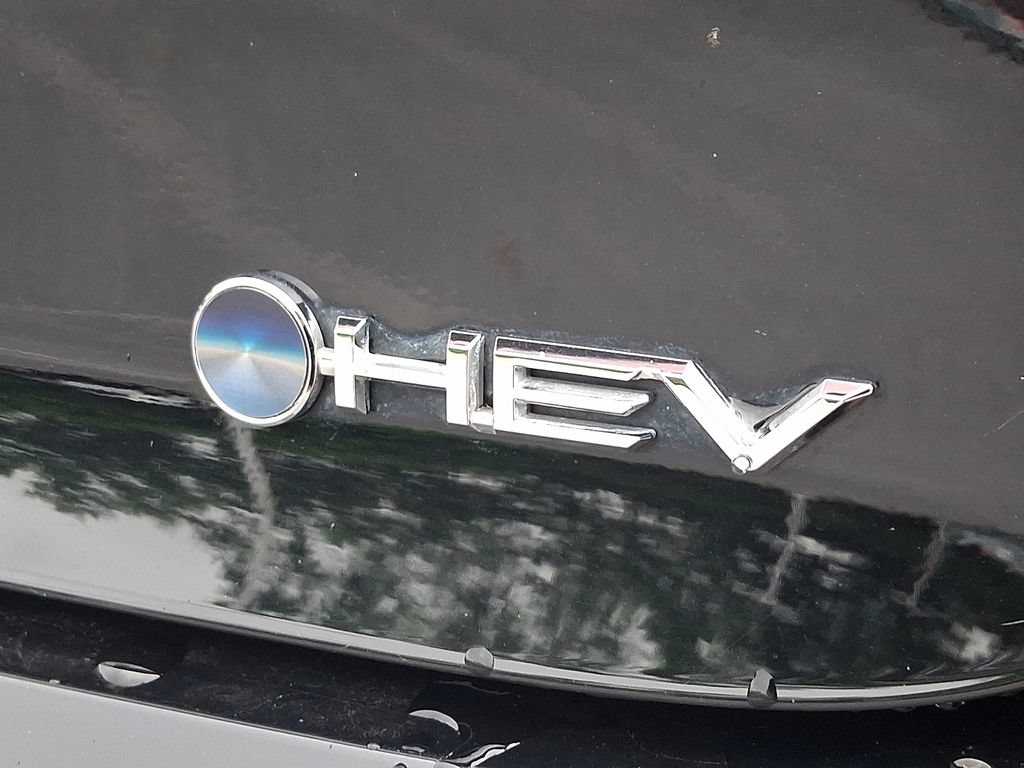 Certified 2024 Toyota Prius XLE AWD/4WD image 29
