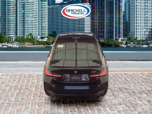 Used 2024 BMW 330i Sedan image 3