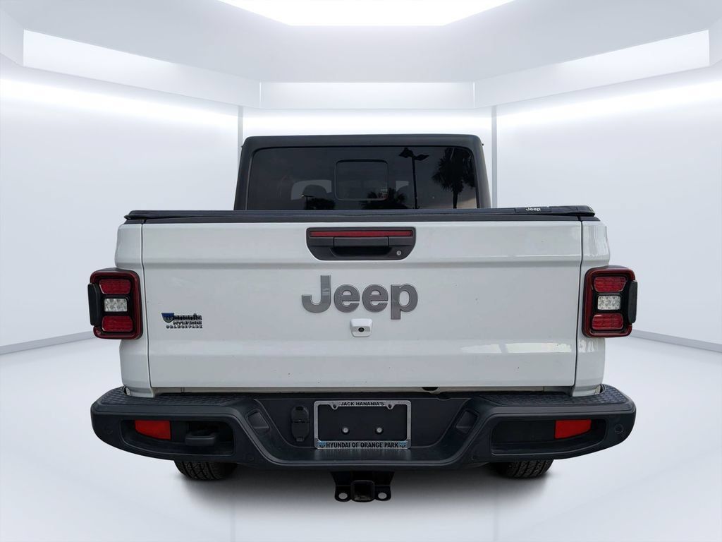 Used 2021 Jeep Gladiator Overland AWD/4WD image 5