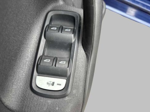 Used 2016 Ford Fiesta SE image 16