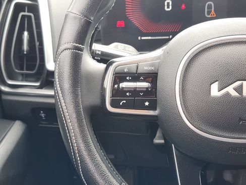 Certified 2024 Kia Sorento S FWD image 26