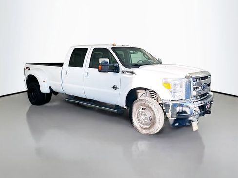 Used 2012 Ford F350 Lariat w/ Lariat Ultimate Pkg image 2