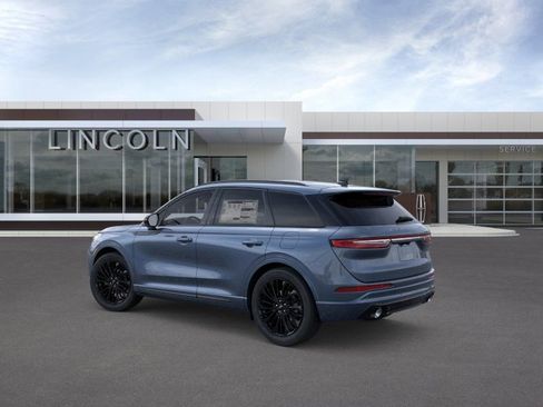 New 2026 Lincoln Corsair Reserve w/ Jet Appearance Package FWD image 4