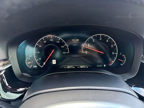 Used 2019 BMW 540i w/ M Sport Package image 16